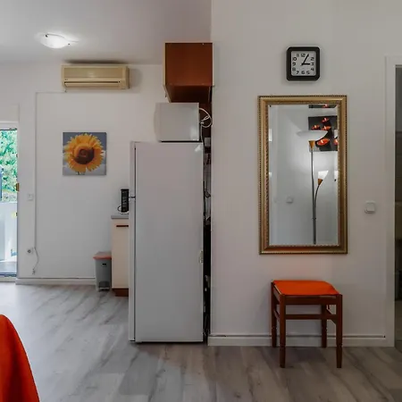 Tt 1 By Interhome Apartment