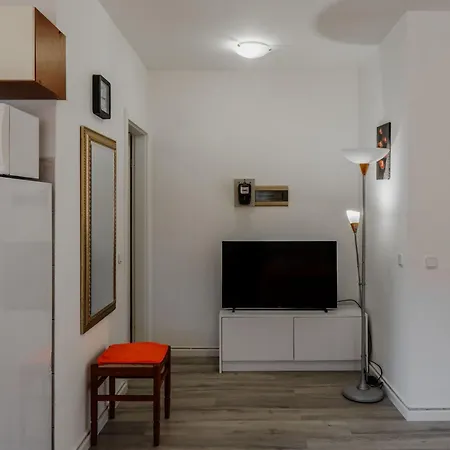 Tt 1 By Interhome *
