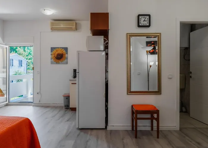 Tt 1 By Interhome Apartment